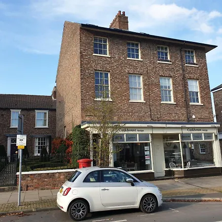 2a Penleys Grove
